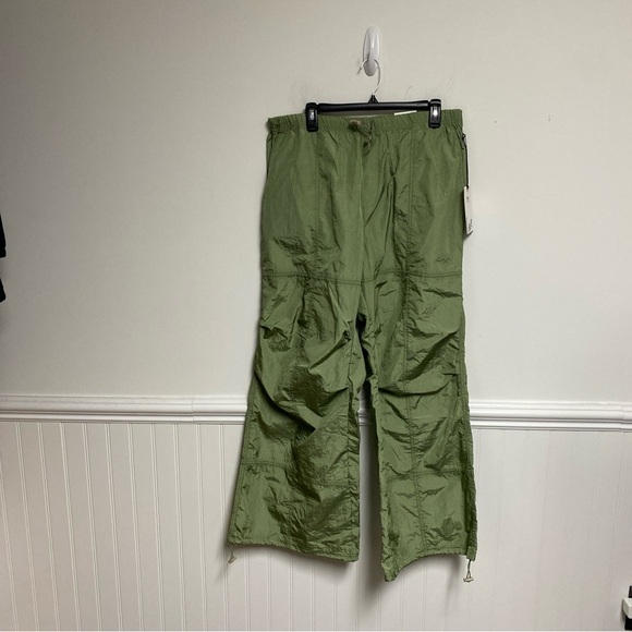 YMI Women’s Parachute Pull on Pants Sweed Seaweed Size XL - Picture 1 of 6